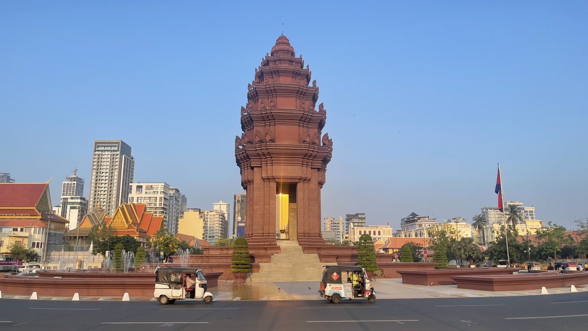 Phnom Penh Travel Guide: 17 Essential Experiences in Cambodia’s Capital